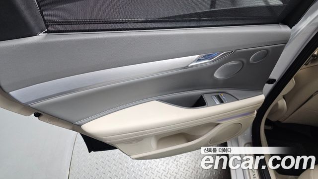 Genesis G80 (RG3) Gasoline 2.5 Turbo AWD 2025 — фото 25
