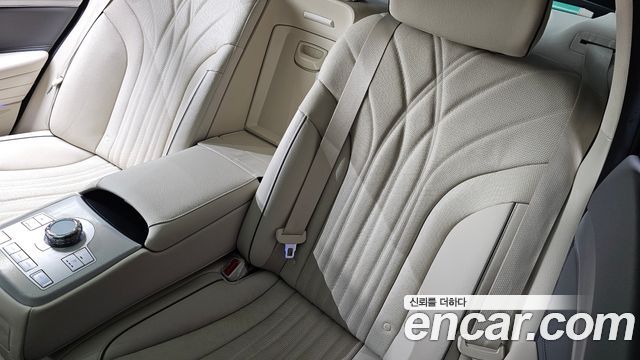 Genesis G80 (RG3) Gasoline 2.5 Turbo AWD 2025 — фото 34