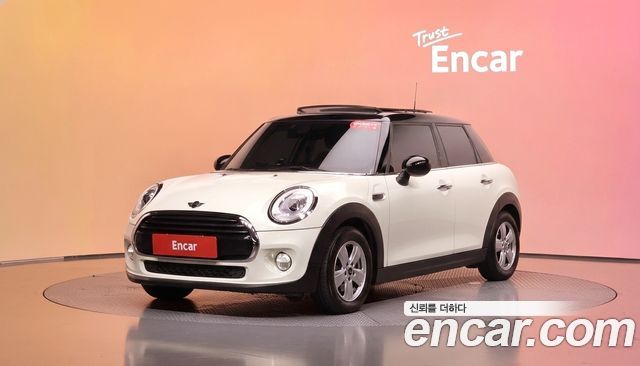 MINI Cooper D Standard 3rd