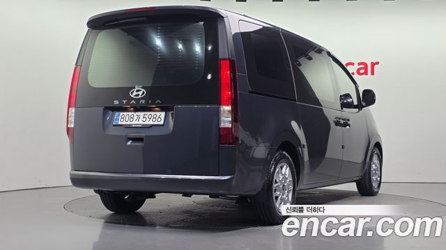 Hyundai Staria L3.5 Cargo 3-Seater Modern 2025 — фото 2