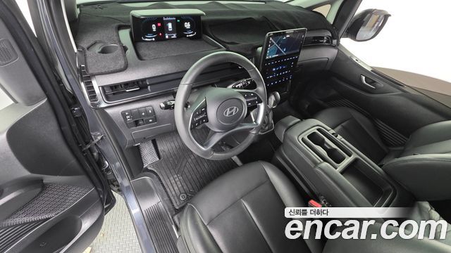 Hyundai Staria L3.5 Cargo 3-Seater Modern 2025 — фото 7