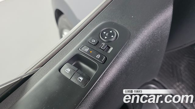 Hyundai Staria L3.5 Cargo 3-Seater Modern 2025 — фото 12
