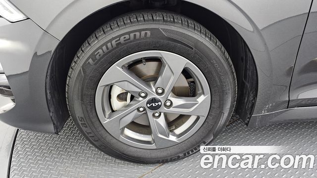 Kia K5 (III) 2.0 LPI(Renter car) Strandard 2023 — фото 5