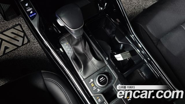 Kia Sorento (IV) Diesel 2.2 4WD Prestige 2023 — фото 9