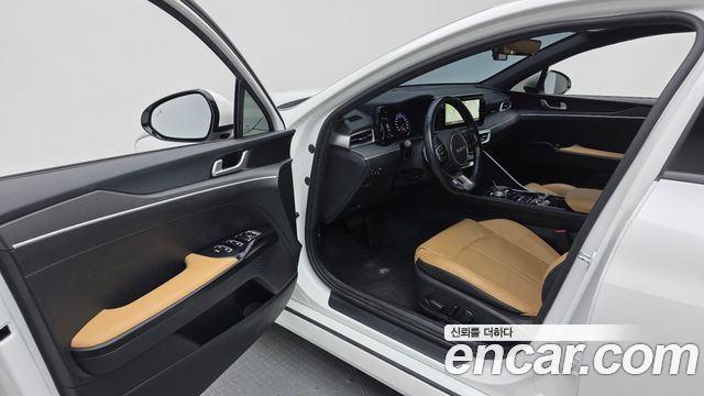 Kia K5 Hybrid (III) Prestige 2023 — фото 10