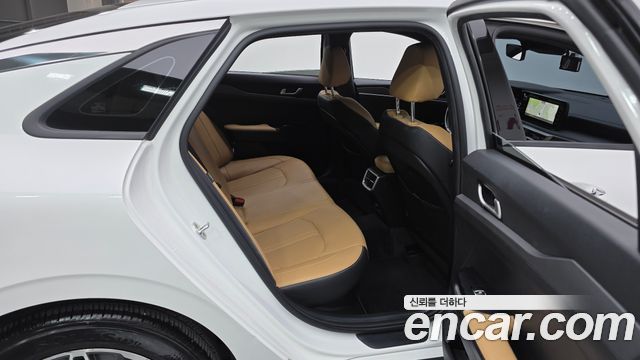 Kia K5 Hybrid (III) Prestige 2023 — фото 11