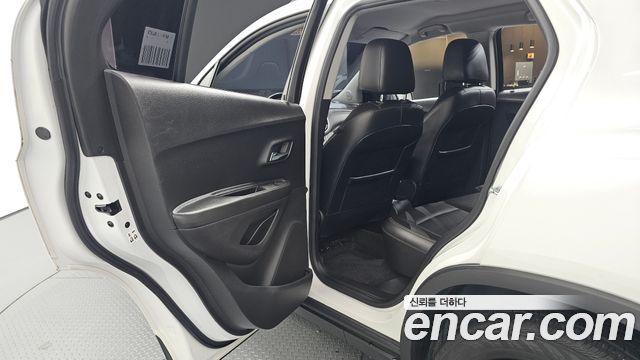 Chevrolet Trax 1.4 Red Line LT Core 2019 — фото 12