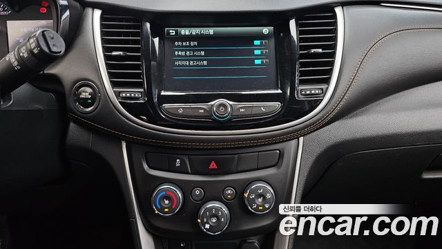 Chevrolet Trax 1.4 Red Line LT Core 2019 — фото 14