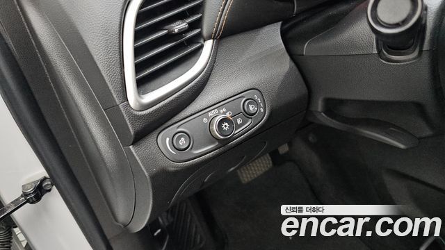 Chevrolet Trax 1.4 Red Line LT Core 2019 — фото 16