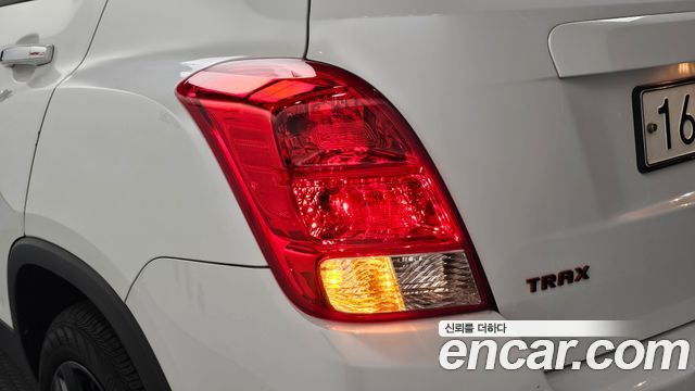 Chevrolet Trax 1.4 Red Line LT Core 2019 — фото 23
