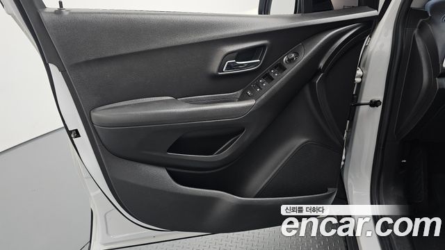 Chevrolet Trax 1.4 Red Line LT Core 2019 — фото 24