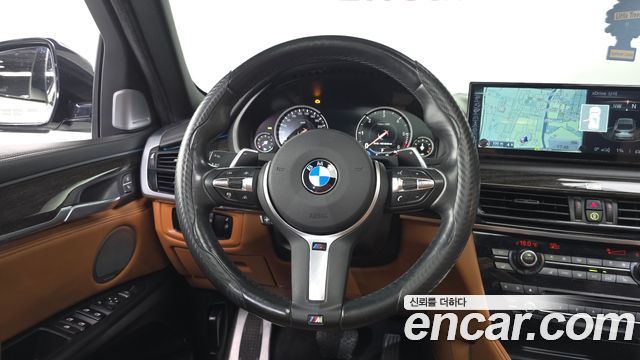 BMW X6 (F16) M50d 2016 — фото 13