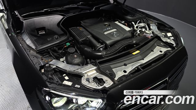 Mercedes-Benz E-Class (W213) E300e 4MATIC Exclusive 2021 — фото 6