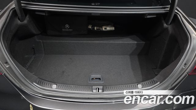 Mercedes-Benz E-Class (W213) E300e 4MATIC Exclusive 2021 — фото 20