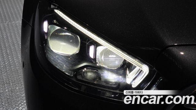 Mercedes-Benz E-Class (W213) E300e 4MATIC Exclusive 2021 — фото 22