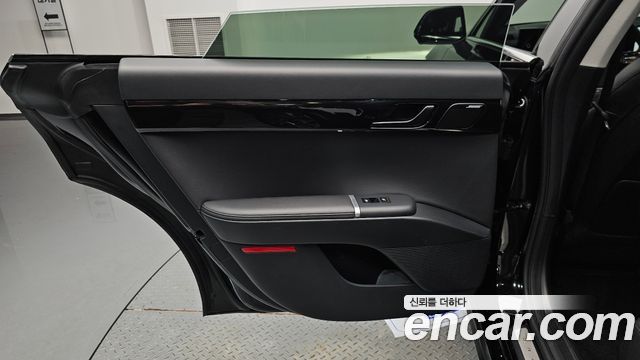 Hyundai Grandeur (GN7) 3.5 Gasoline 2WD Exclusive 2024 — фото 25