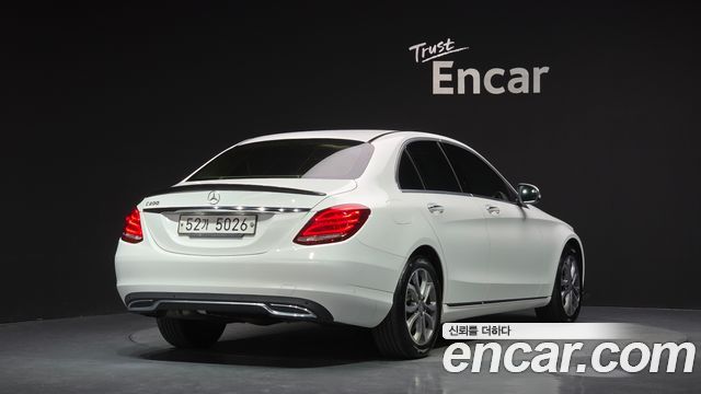 Mercedes-Benz C-Class (W205) C200 Avantgarde 2017 — фото 2