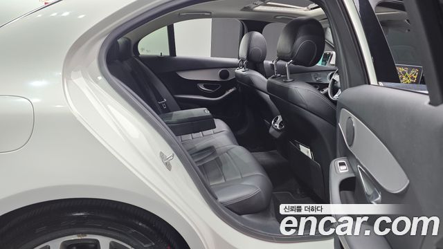 Mercedes-Benz C-Class (W205) C200 Avantgarde 2017 — фото 12