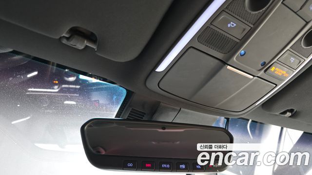 Genesis G70 2.0T Supreme 2018 — фото 19