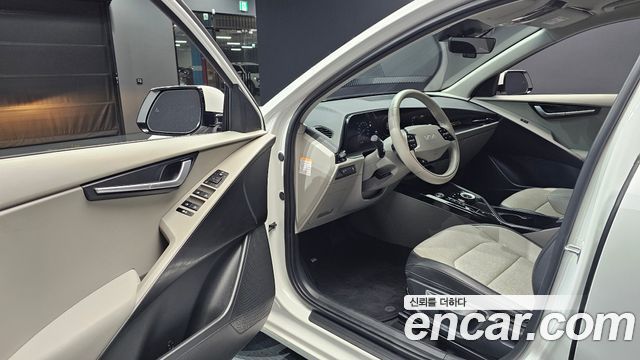 Kia Niro EV Air 2023 — фото 10