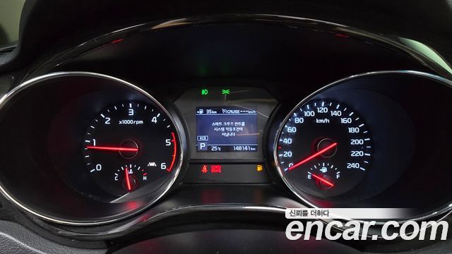 Kia Carnival 9-Seater Noblesse Special 2019 — фото 8