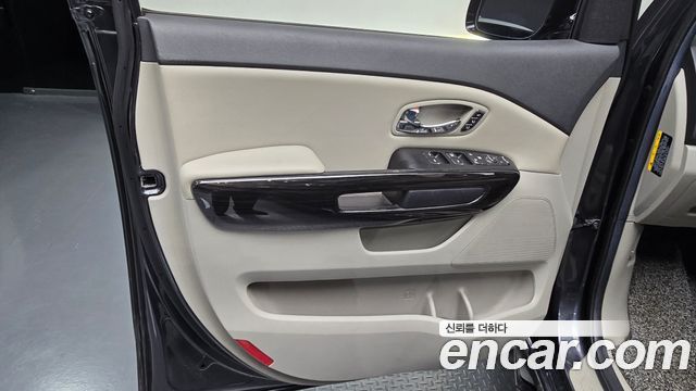 Kia Carnival 9-Seater Noblesse Special 2019 — фото 24