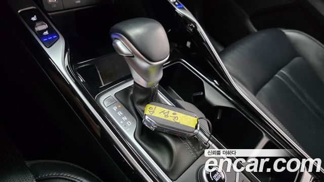 Kia Sorento (IV) Gasoline 2.5T 2WD Prestige 2023 — фото 9