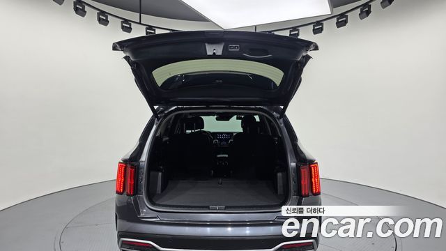 Kia Sorento (IV) Gasoline 2.5T 2WD Prestige 2023 — фото 20