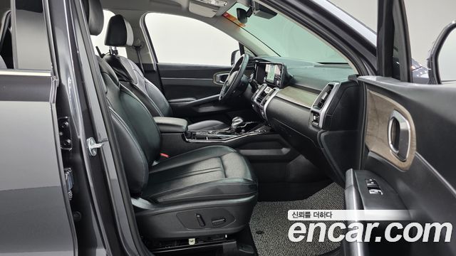 Kia Sorento (IV) Gasoline 2.5T 2WD Prestige 2023 — фото 26