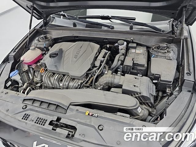 Kia K8 2.5 Gasoline 2WD Signature Special 2023 — фото 5