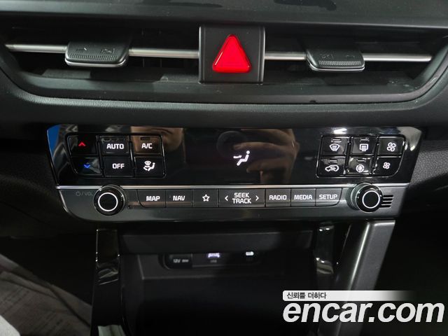 Kia Seltos Gasoline 1.6 Turbo 4WD Gravity 2024 — фото 20