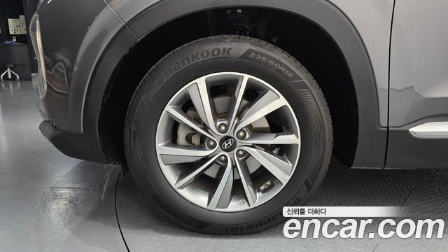 Hyundai Santa Fe (TM) Diesel 2.0 2WD Premium 2020 — фото 5