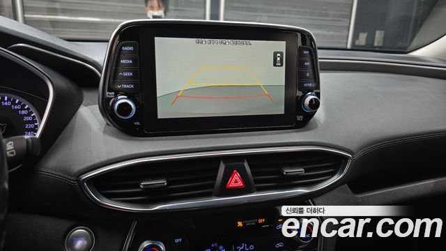 Hyundai Santa Fe (TM) Diesel 2.0 2WD Premium 2020 — фото 16