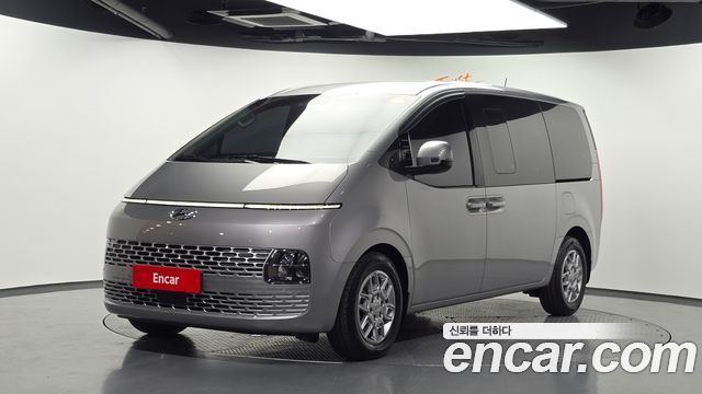 Hyundai Staria L3.5 Cargo 5-Seater Modern 2022 — фото 1