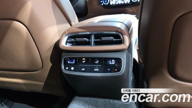 Genesis G80 (RG3) Gasoline 2.5 Turbo AWD 2021 — фото 43