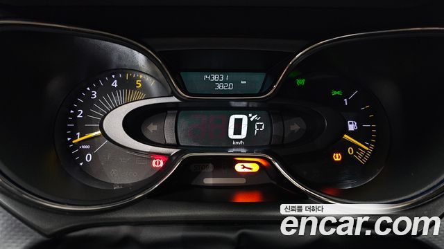 Renault Korea QM3 LE 2014 — фото 8