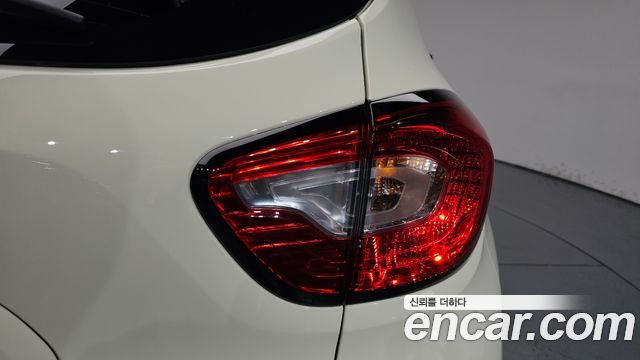Renault Korea QM3 LE 2014 — фото 23
