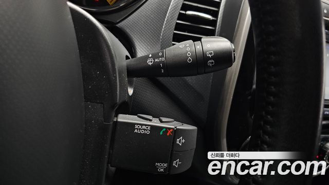 Renault Korea QM3 LE 2014 — фото 28