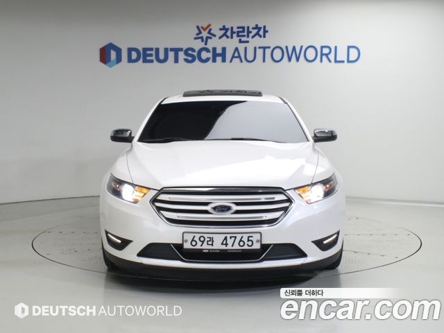 Ford Taurus 2.0 Limited EcoBoost 6th 2018 — фото 3