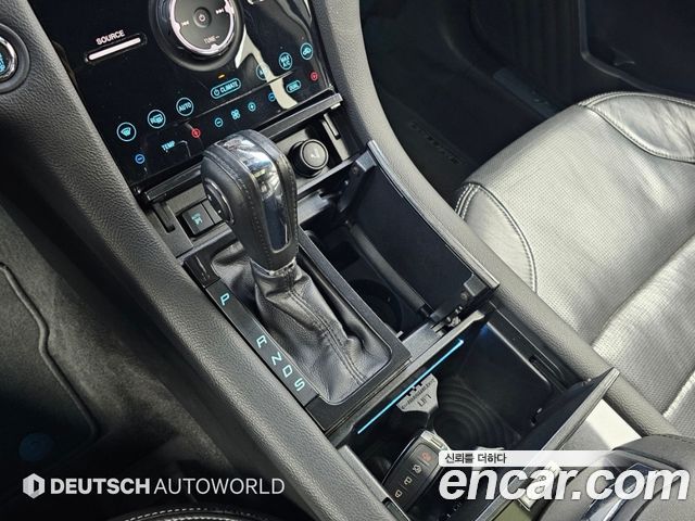Ford Taurus 2.0 Limited EcoBoost 6th 2018 — фото 9