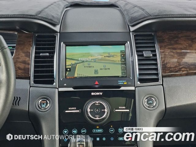 Ford Taurus 2.0 Limited EcoBoost 6th 2018 — фото 18