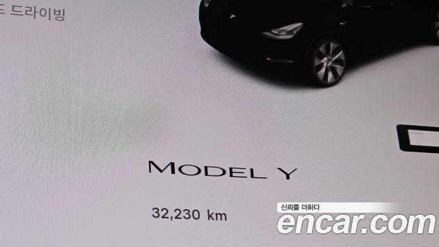 Tesla Model Y RWD 2024 — фото 8