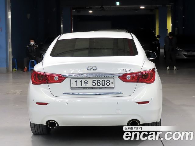 Infiniti Q50 2.2d Premium 2015 — фото 3