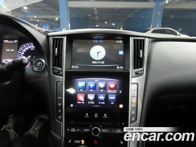 Infiniti Q50 2.2d Premium 2015 — фото 16