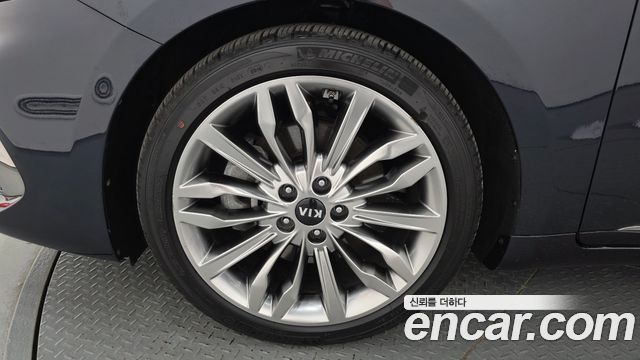 Kia K7 Premier 2.5 GDI X Edition 2020 — фото 5