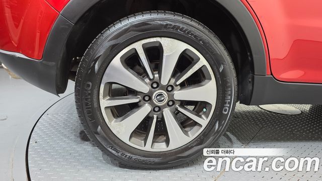 KG Mobility (SsangYong) Korando C 2.0 CVT 4WD Deluxe 2014 — фото 5