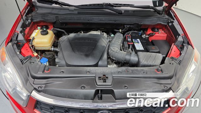 KG Mobility (SsangYong) Korando C 2.0 CVT 4WD Deluxe 2014 — фото 6
