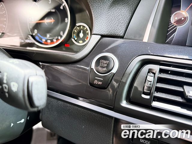 BMW 5 Series (F10) 520d 2015 — фото 15