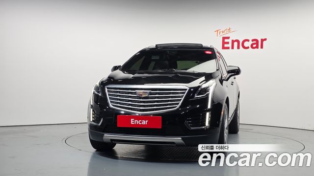 Cadillac XT5 3.6 Platinum 2019 — фото 3