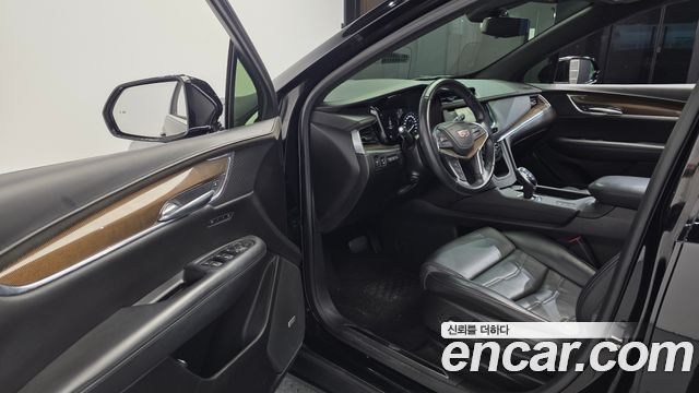 Cadillac XT5 3.6 Platinum 2019 — фото 10